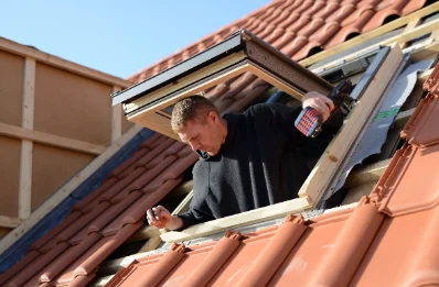 Pose de fenêtres de toit Velux à Sancheville
